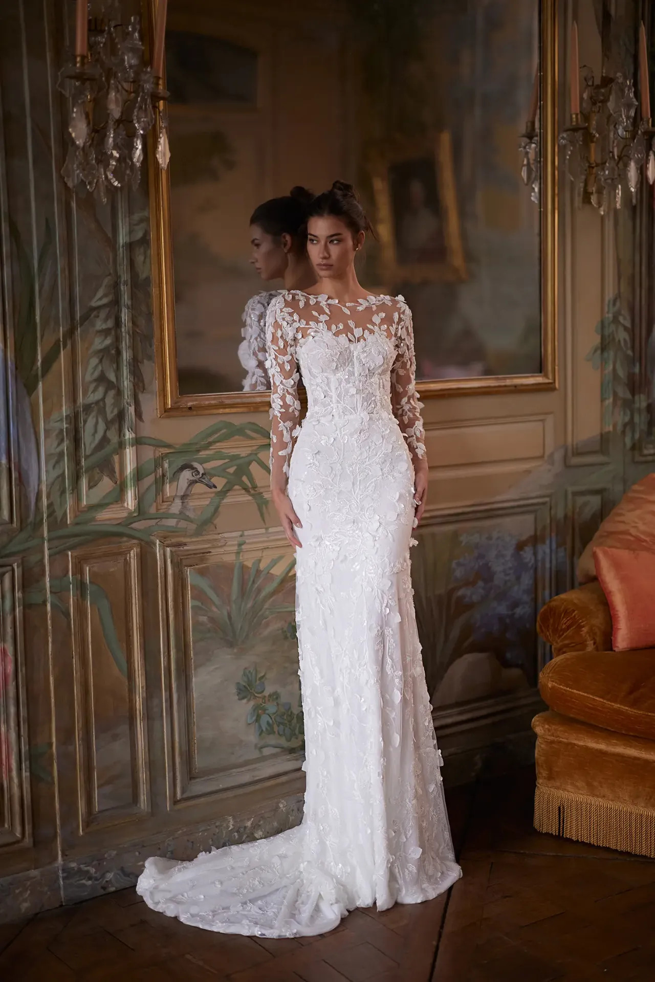 Lulu sellő fazonú menyasszonyi ruha lecsatolható csipke boleróval és glitter tüll szoknyával a Holdfény Szalonban, Cegléden